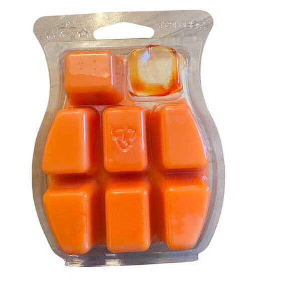 Lot of 2 Disney The Muppets and‎ Looney Tunes Scentsy Wax Bar Melts 3.2 fl oz - Picture 5 of 5